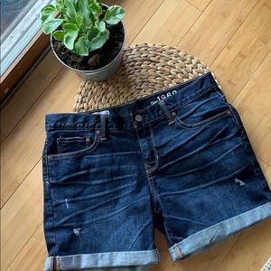 Gap Sexy Boyfriend Mid-Rise Shorts